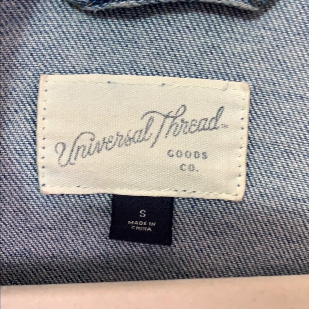 Universal Thread jean jacket - Picture 6 of 6